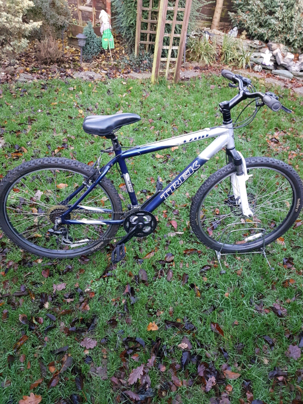 trek 3700 size